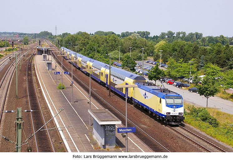 Ein Metronom im Bahnhof Maschen