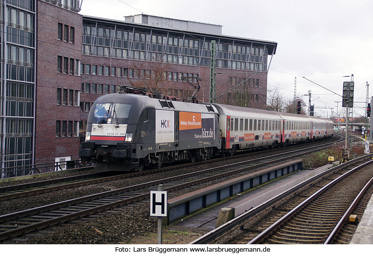 Der Hamburg-Köln-Express - HKX an der Hamburger Holstenstraße