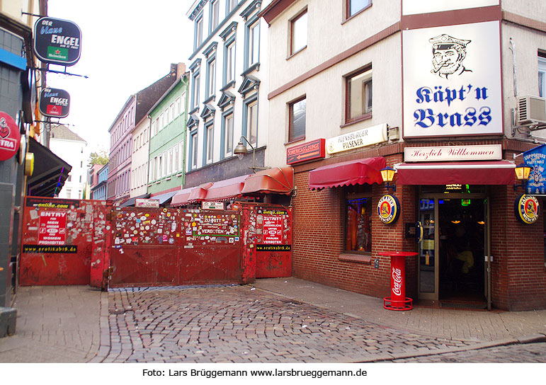 Hamburg Reiseführer und Tourismus: Die Herbertstraße in Hamburg auf St. Pauli