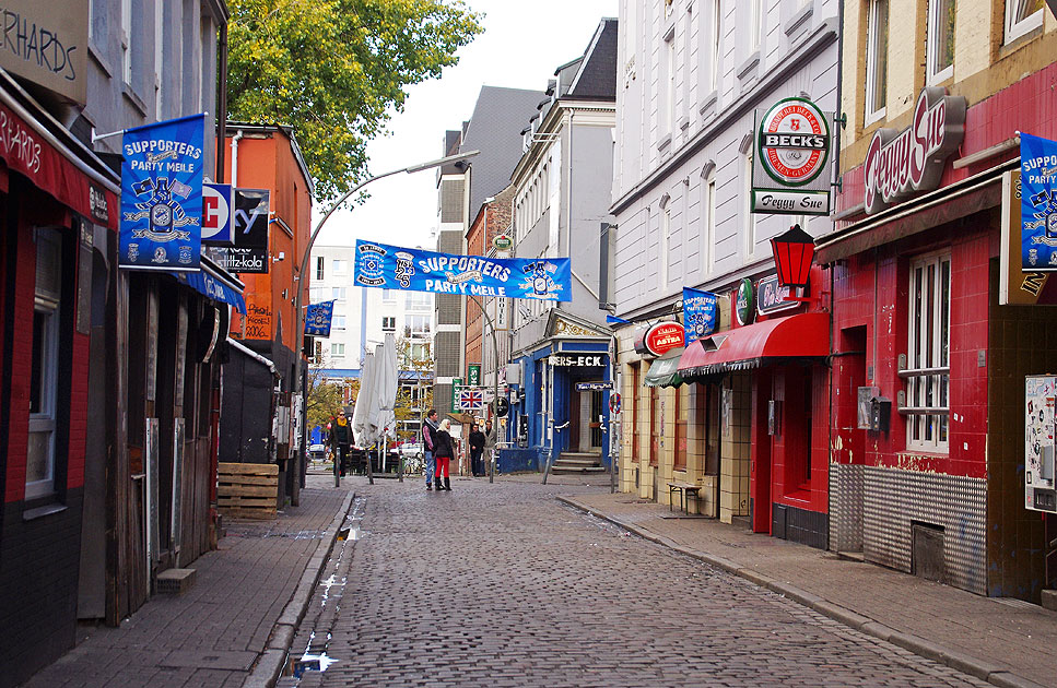 Die Gerhardstraße auf St. Pauli in Hamburg in Blickrichtung Hans-Albers-Platz