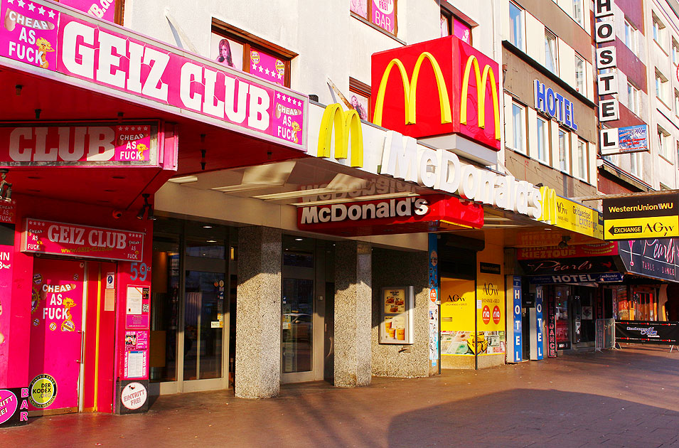 Der Mc Donalds auf der Reeperbahn in Hamburg