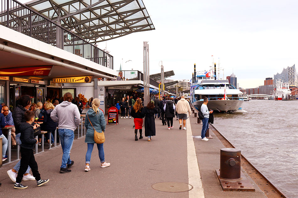 Der Anleger an den St. Pauli Landungsbrücken