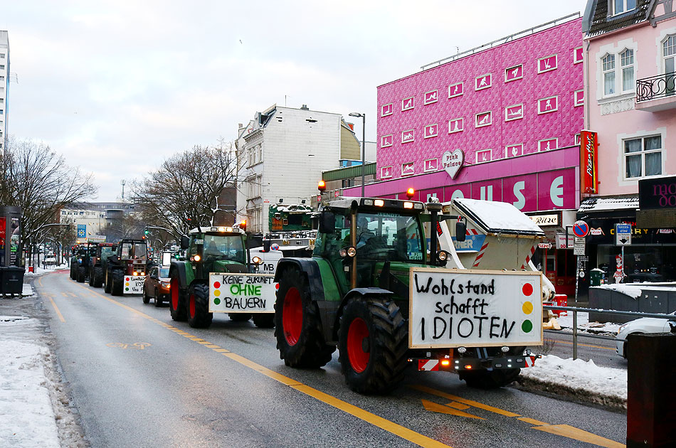 Bauern-Demo auf der Reeperbahn in Hamburg