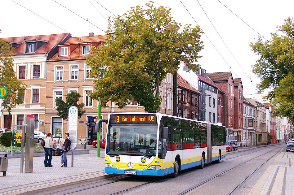 NVS Bus in Schwerin am Platz der Jugend