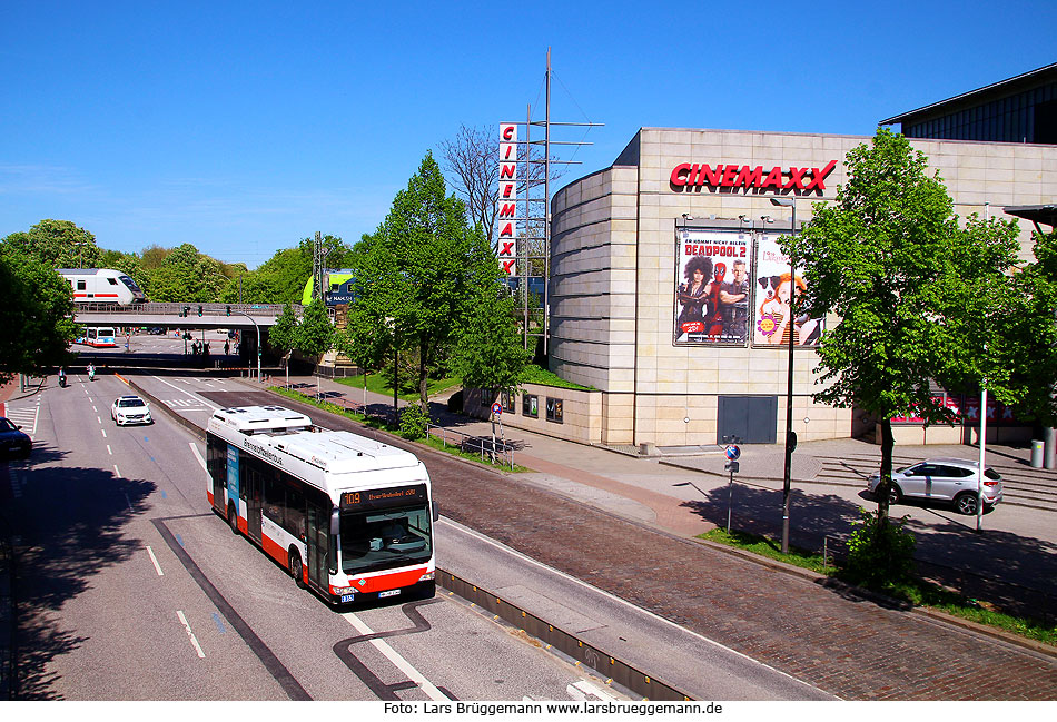Ein Brennstoffzellenbus oder auch Wasserstoffbus der Hamburger Hochbahn