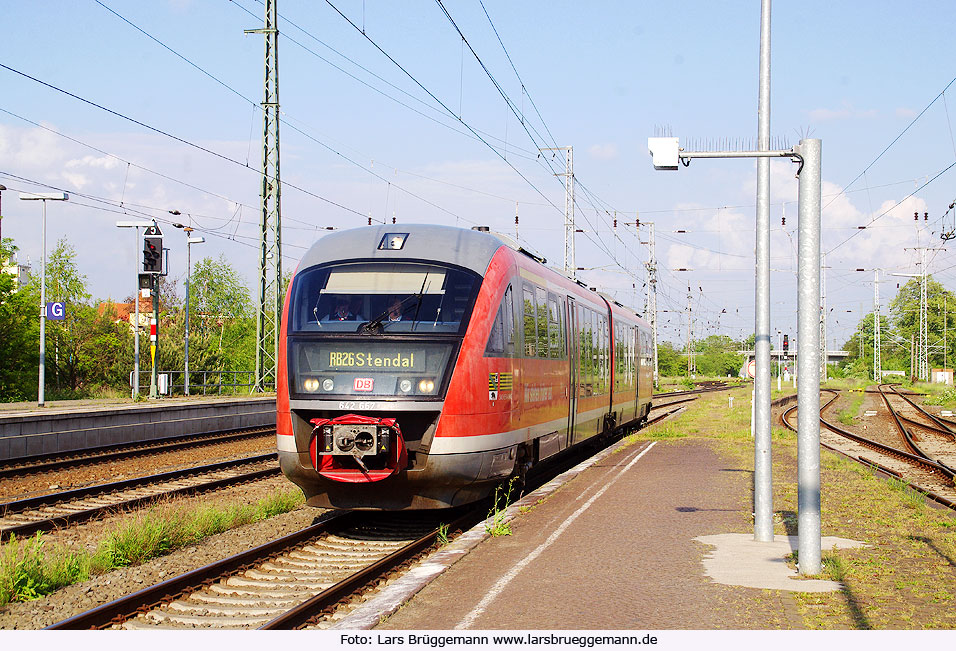 Desiro Triebwagen der Baureihe 642 im Bahnhof Stendal