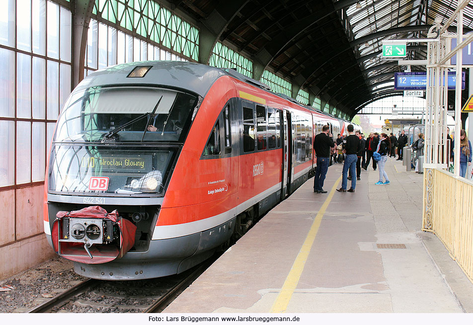 Ein Desiro Triebwagen im Bahnhof Görlitz