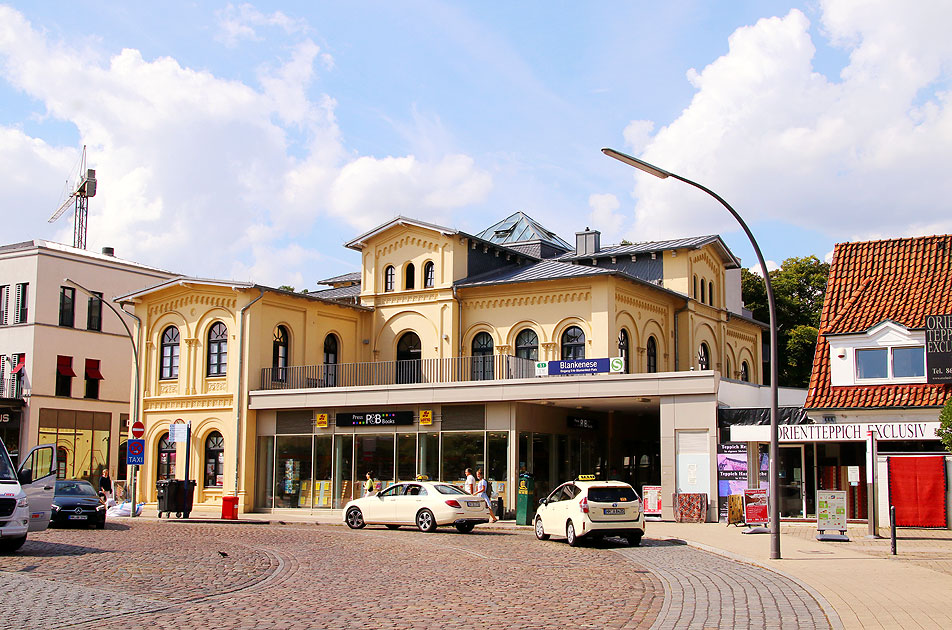 Die Hamburger S-Bahn: Das Bahnhofsgebäude Hamburg-Blankenese