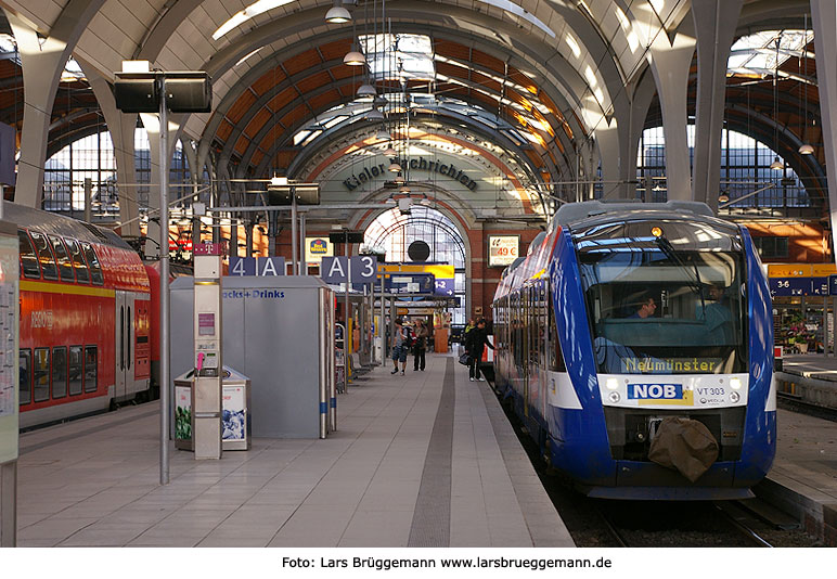 Ein Lint Triebwagen in Kiel Hbf