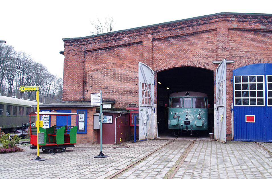 Der MAN Schienenbus ex AKN VT 2.09 beim VVM in Aumühle