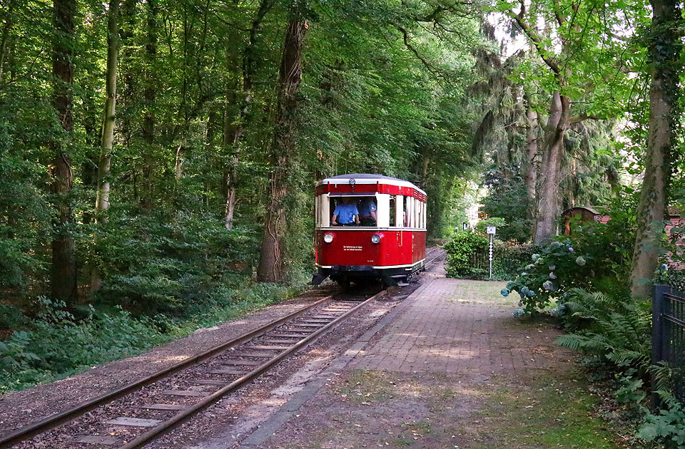 Der HSB 187 001-3 im Bahnhof Vilsen Ort