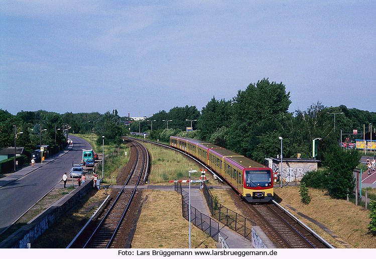 Der S-Bahn-Bahnhof Berlin Grünbergallee