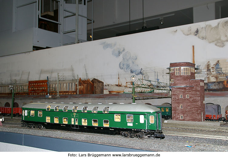 Bundesbahn Doppelstockwagen bei MEHEV