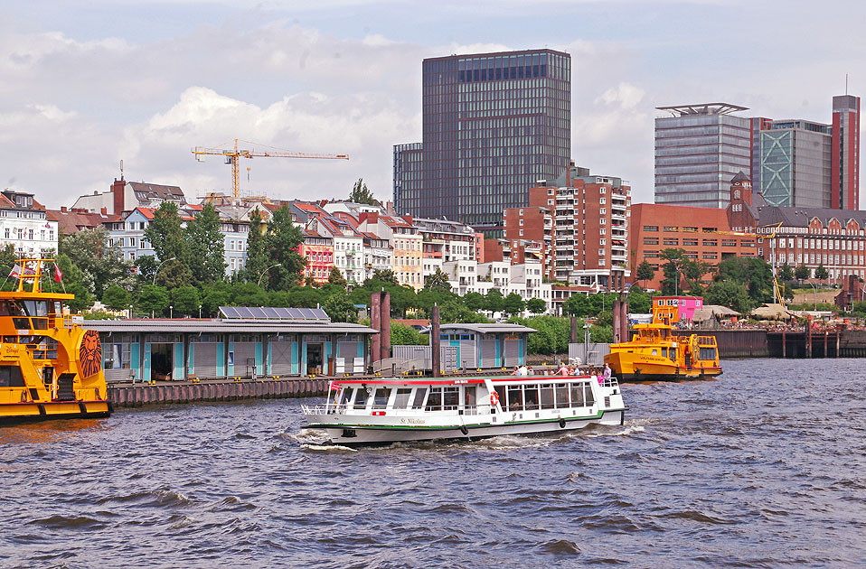 Das Schiff St. Nikolaus in Hamburg