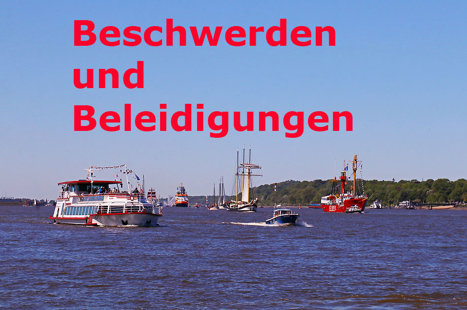 Die Einlaufparade zum Hamburger Hafengeburtstag auf der Elbe in Hamburg