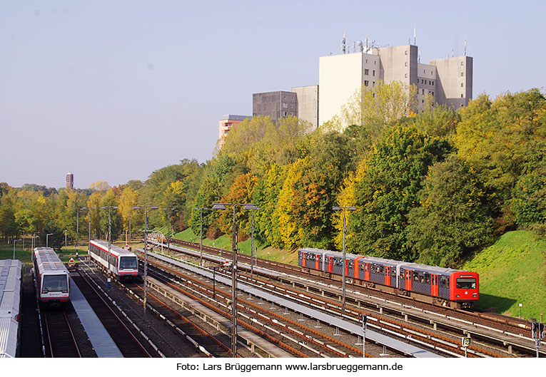 Hochbahn DT2 in Billstedt