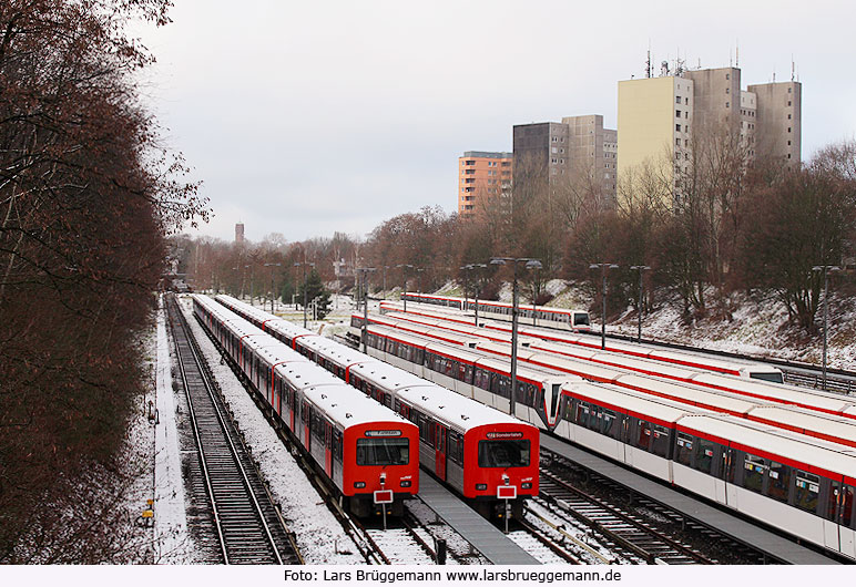 DT2 Triebwagen der Hamburger Hochbahn im Kehrgleis Billstedt
