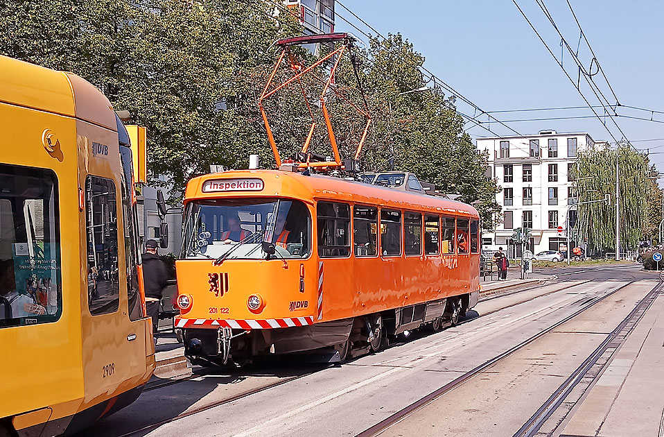 Tatra Arbeitswagen in Dresden an der Haltestelle Zwinglistraße