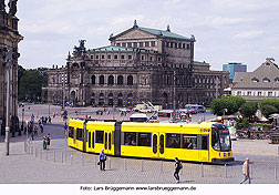 Straßenbahn Dresden Theaterplatz