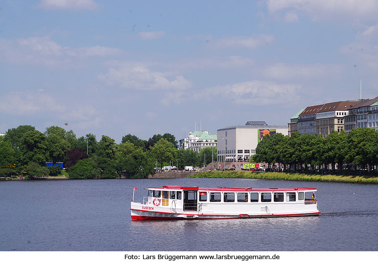 Der Alsterdampfer Susebek auf der Hamburger Binnenalster