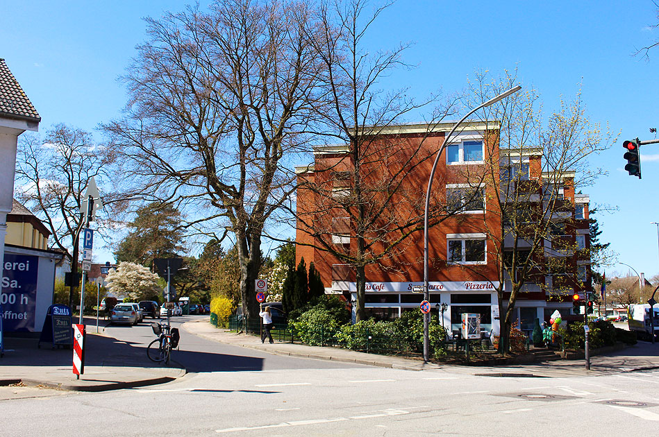 Die Straße Wittland in Hamburg-Sülldorf