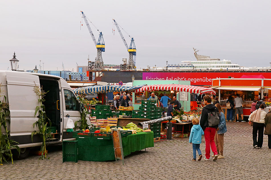Der Hamburger Fischmarkt jeden Sonntag von 5 Uhr bis 9.30 Uhr
