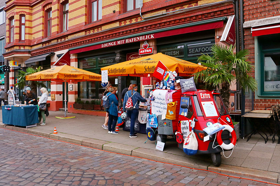 Auf dem Fischmarkt in Hamburg mit der Elbperle